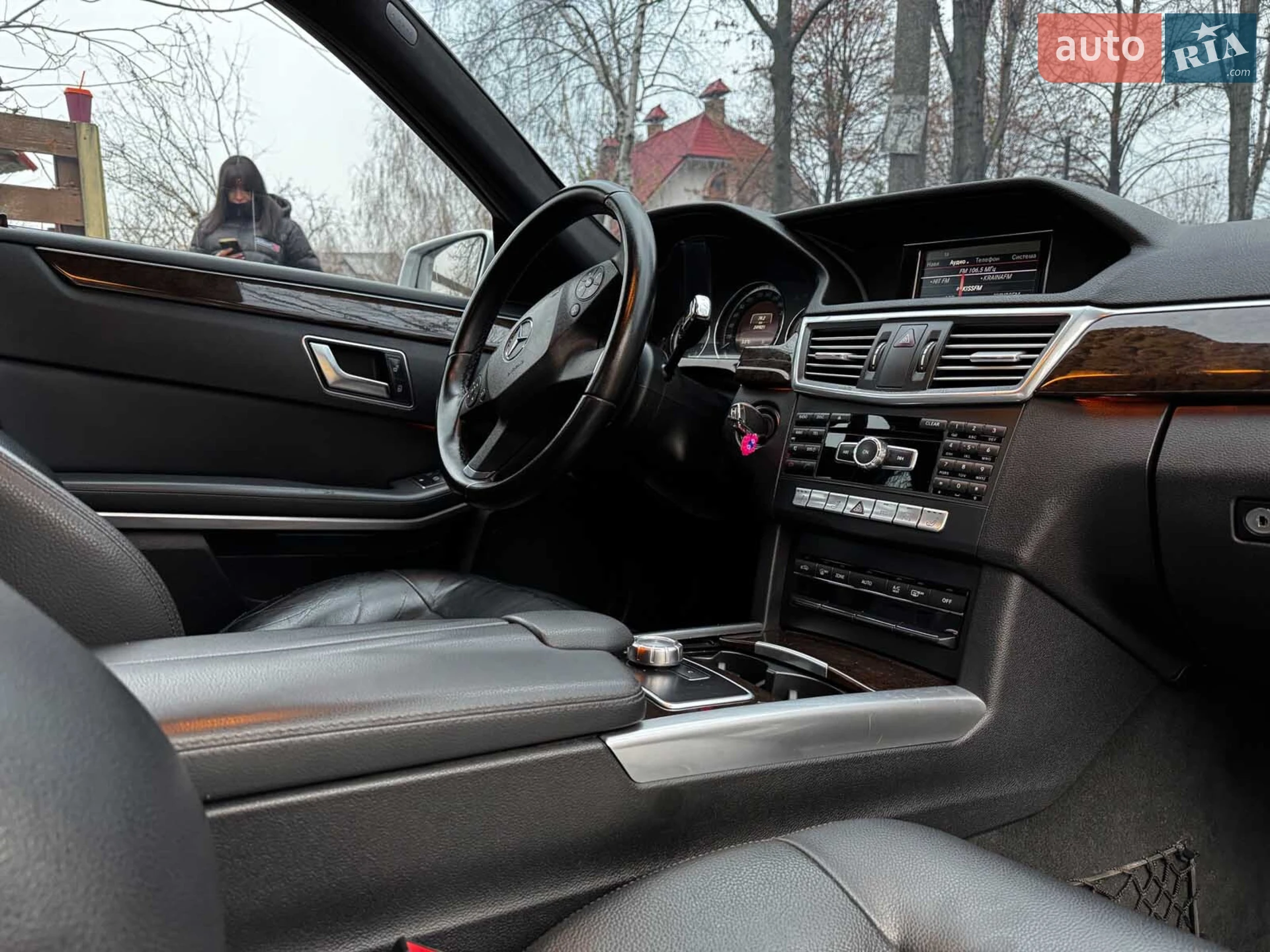 2013 Mercedes-Benz E-klasse - мініатюра 30