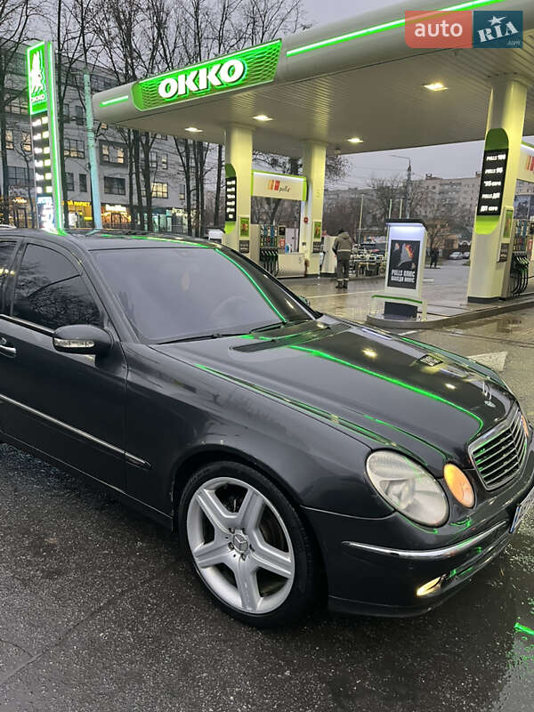 Седан Mercedes-Benz E-Class 2003 в Вінниці