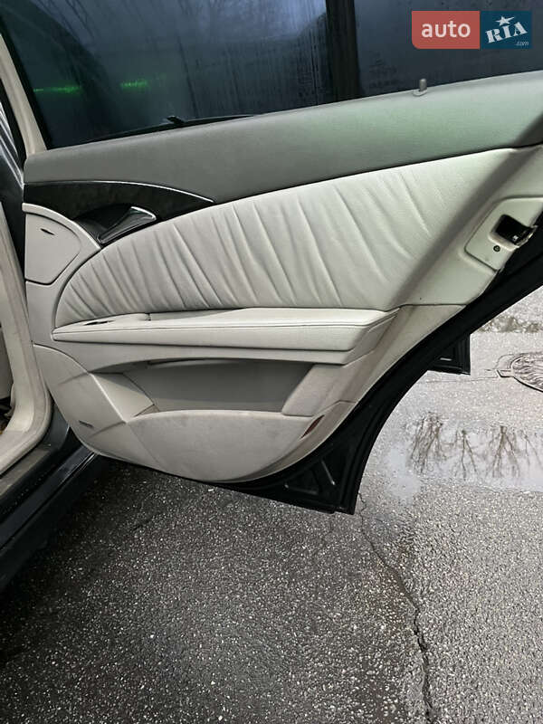 Седан Mercedes-Benz E-Class 2003 в Вінниці