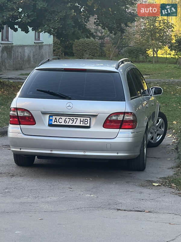Универсал Mercedes-Benz E-Class 2005 в Нововолынске