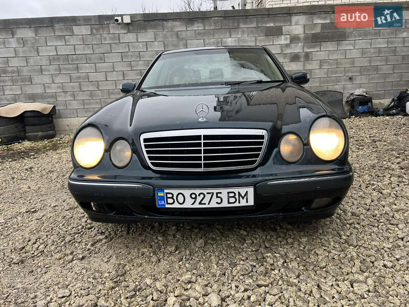 Mercedes-Benz E-Class 2001