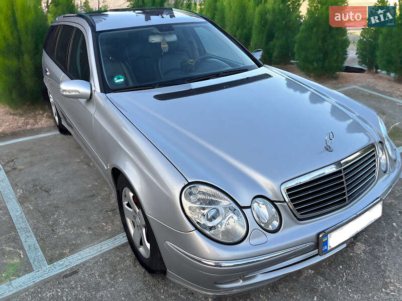 Mercedes-Benz E-Class 2004
