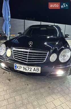 Седан Mercedes-Benz E-Class 2006 в Запорожье
