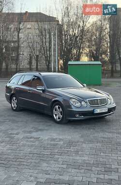 Універсал Mercedes-Benz E-Class 2004 в Комарному