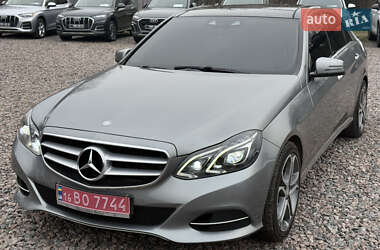 Седан Mercedes-Benz E-Class 2015 в Киеве
