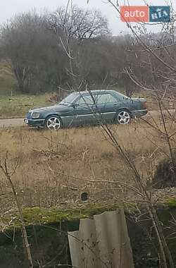Седан Mercedes-Benz E-Class 1992 в Хмельницькому