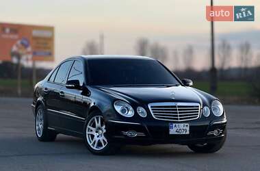 Седан Mercedes-Benz E-Class 2007 в Мене