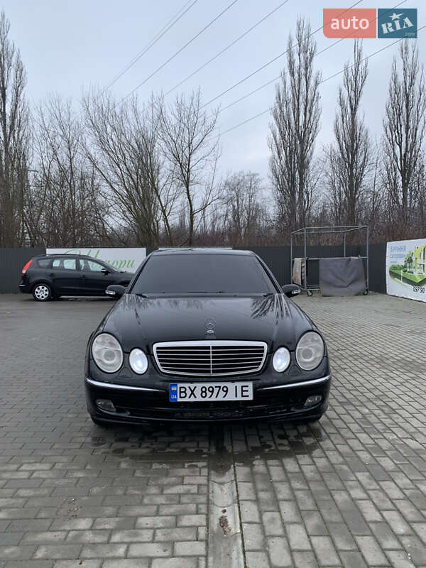 Mercedes-Benz E-Class 2003
