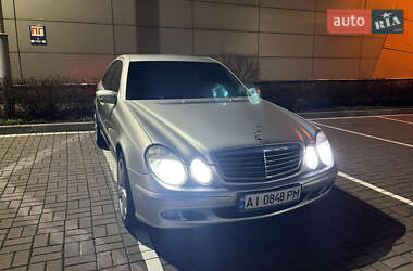 Седан Mercedes-Benz E-Class 2005 в Киеве