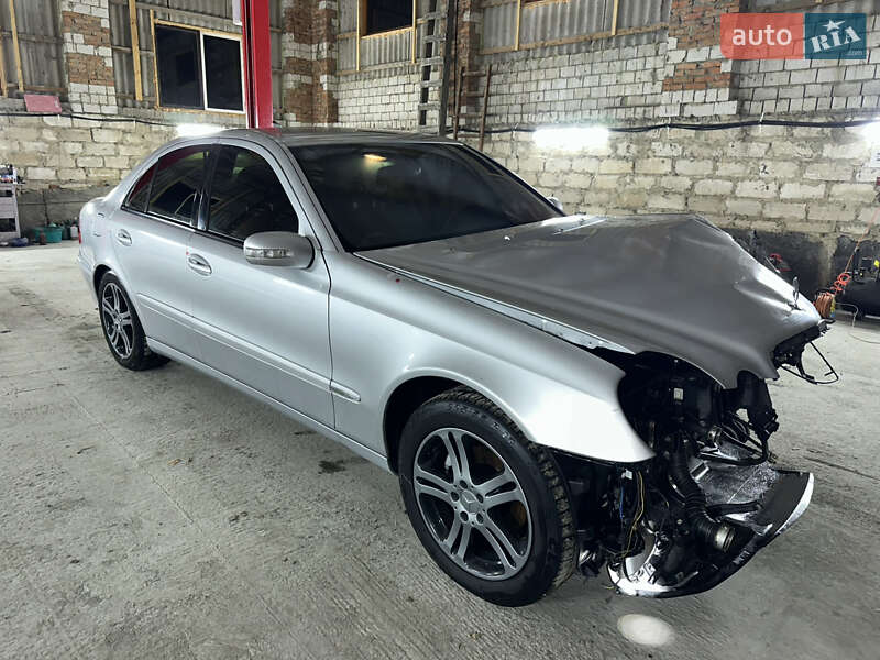 Mercedes-Benz E-Class 2006