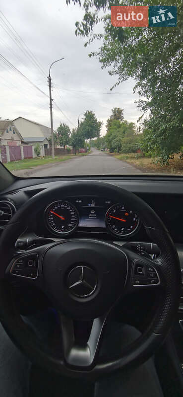 Седан Mercedes-Benz E-Class 2017 в Смілі
