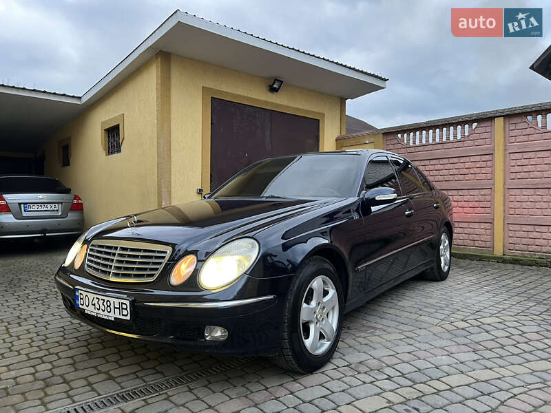 Mercedes-Benz E-Class 2002