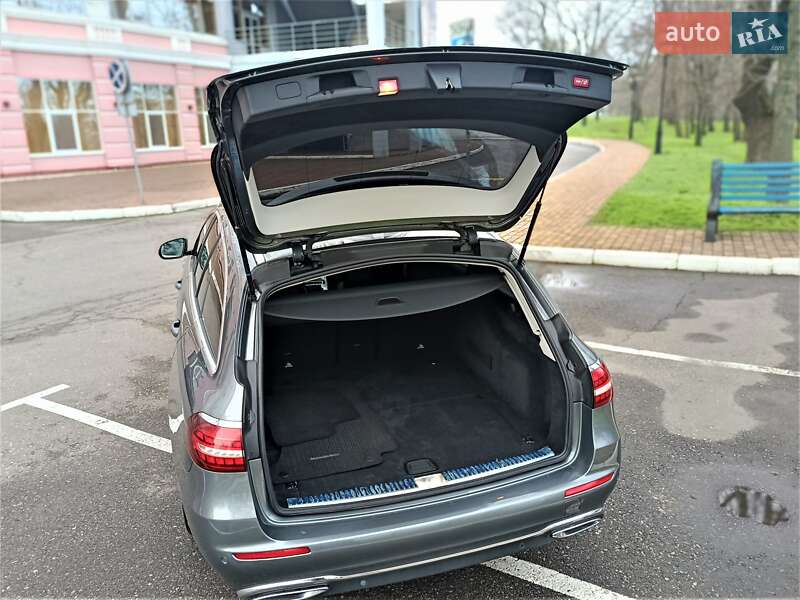 Універсал Mercedes-Benz E-Class 2020 в Одесі