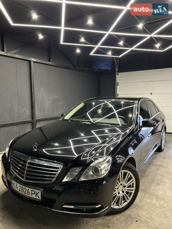 Седан Mercedes-Benz E-Class 2011 в Львові фото 4 Седан Mercedes-Benz E-Class 2011 в Львові