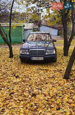 Седан Mercedes-Benz E-Class 1993 в Полтаве