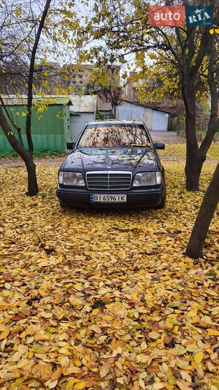 Mercedes-Benz E-Class 1993 Mercedes-Benz E-Class 1993