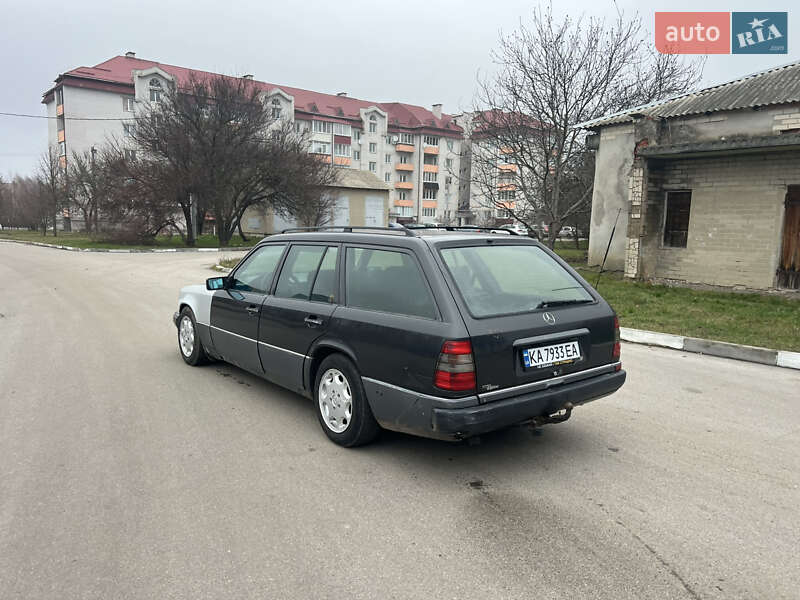 Універсал Mercedes-Benz E-Class 1993 в Богуславі