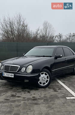 Седан Mercedes-Benz E-Class 2001 в Вінниці