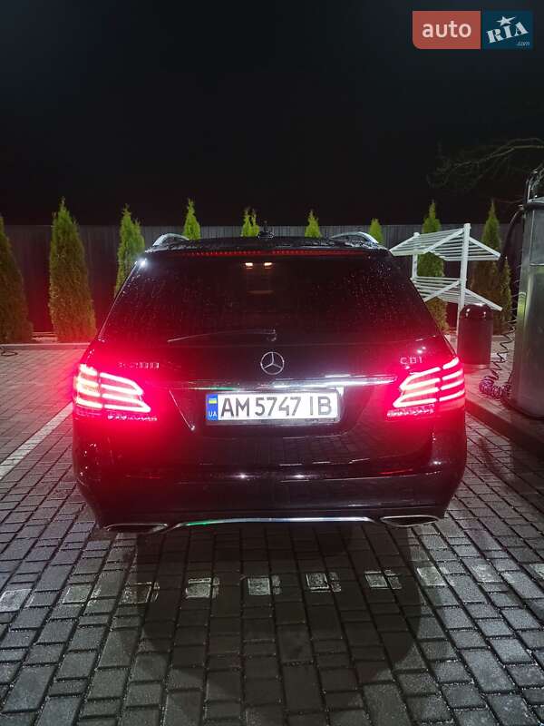 Універсал Mercedes-Benz E-Class 2014 в Звягелі