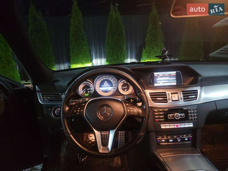 Універсал Mercedes-Benz E-Class 2014 в Звягелі