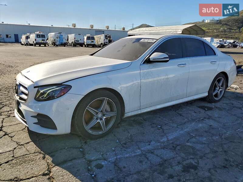 Mercedes-Benz E-Class 2016