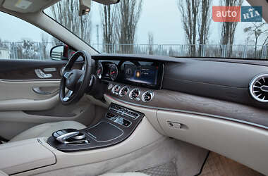 Седан Mercedes-Benz E-Class 2016 в Киеве