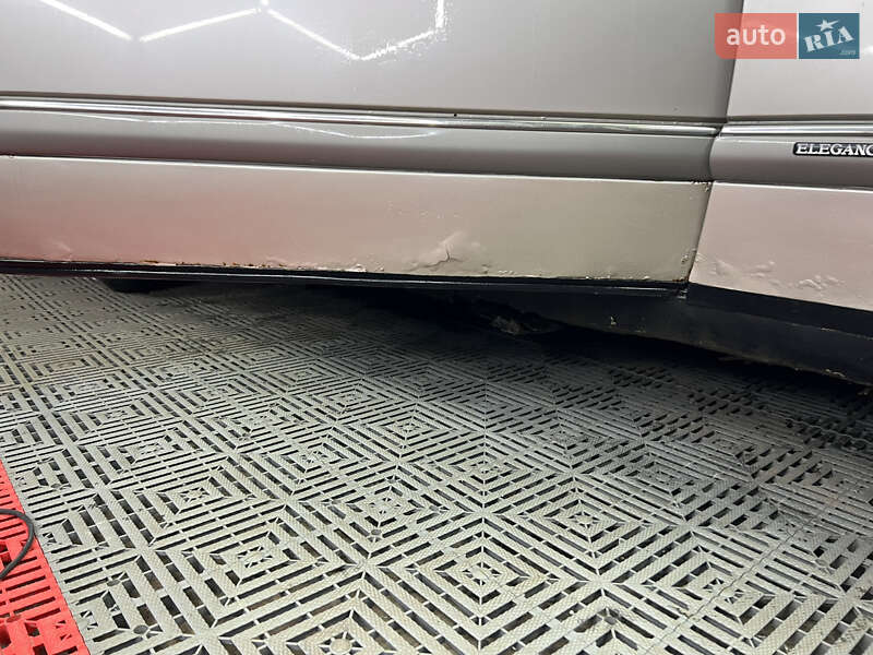 Седан Mercedes-Benz E-Class 1996 в Одессе