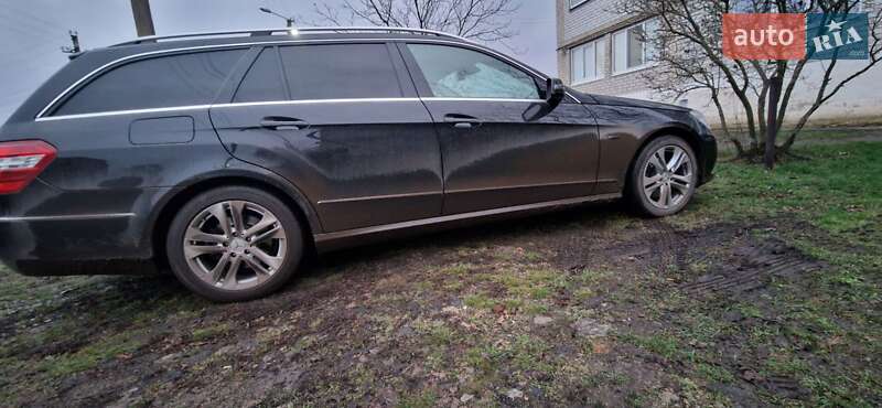 Універсал Mercedes-Benz E-Class 2010 в Андріївці