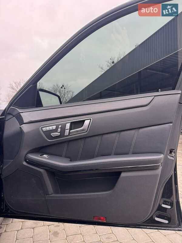 Седан Mercedes-Benz E-Class 2013 в Виннице