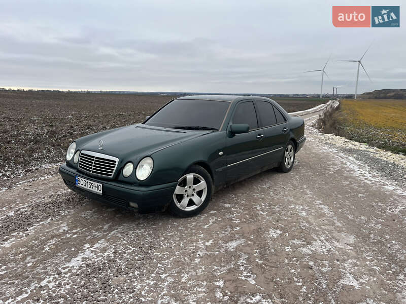 Mercedes-Benz E-Class 1999