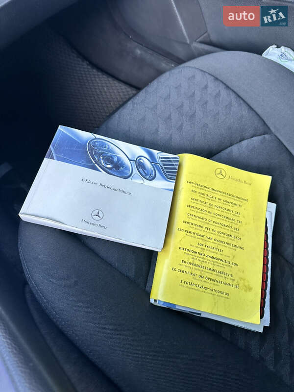 Седан Mercedes-Benz E-Class 2002 в Запоріжжі