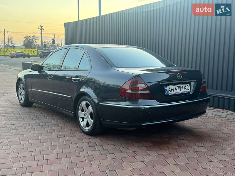 Седан Mercedes-Benz E-Class 2002 в Одесі