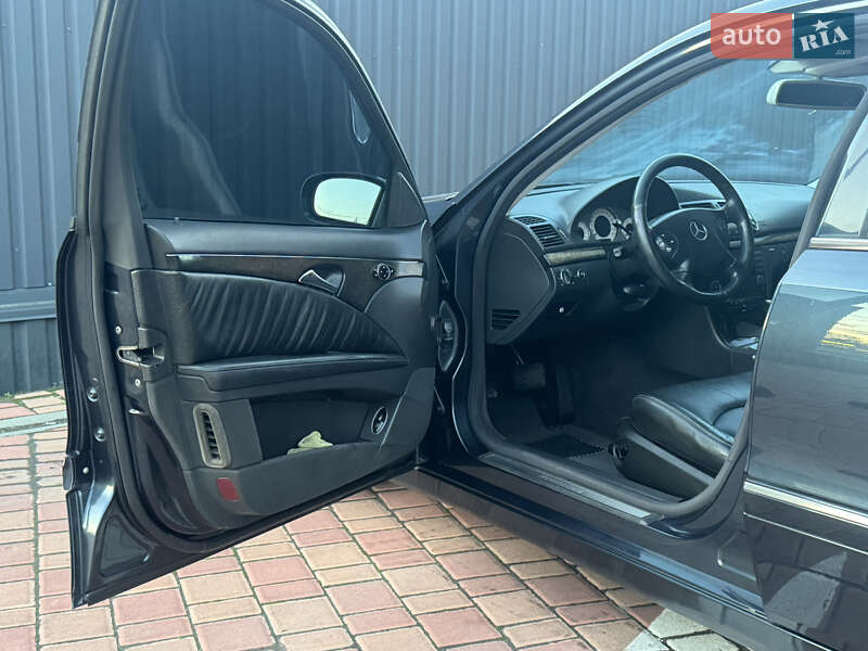 Седан Mercedes-Benz E-Class 2002 в Одесі
