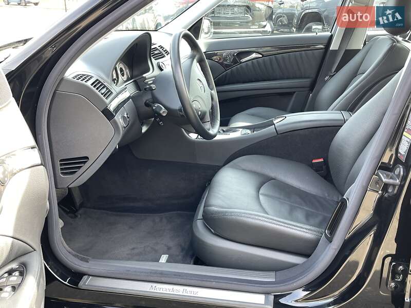 Седан Mercedes-Benz E-Class 2003 в Києві фото 19 Седан Mercedes-Benz E-Class 2003 в Києві