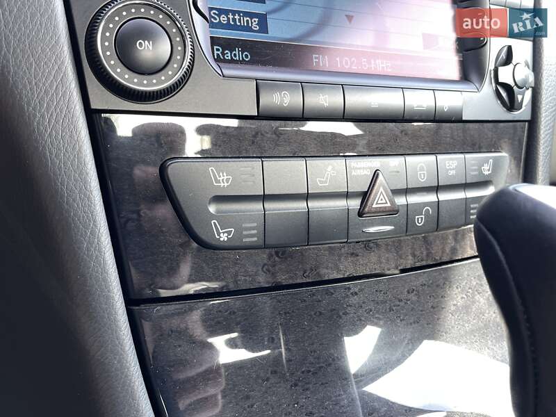 Седан Mercedes-Benz E-Class 2003 в Києві