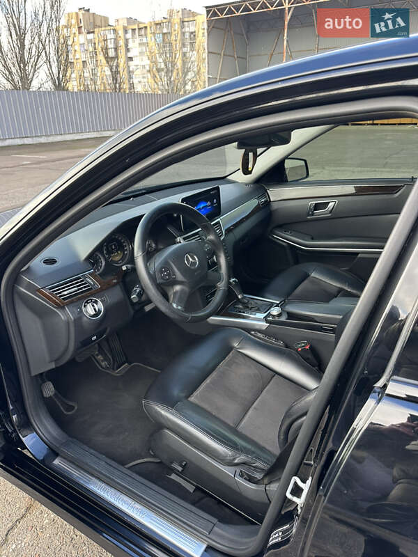 Седан Mercedes-Benz E-Class 2012 в Николаеве фото 13 Седан Mercedes-Benz E-Class 2012 в Николаеве