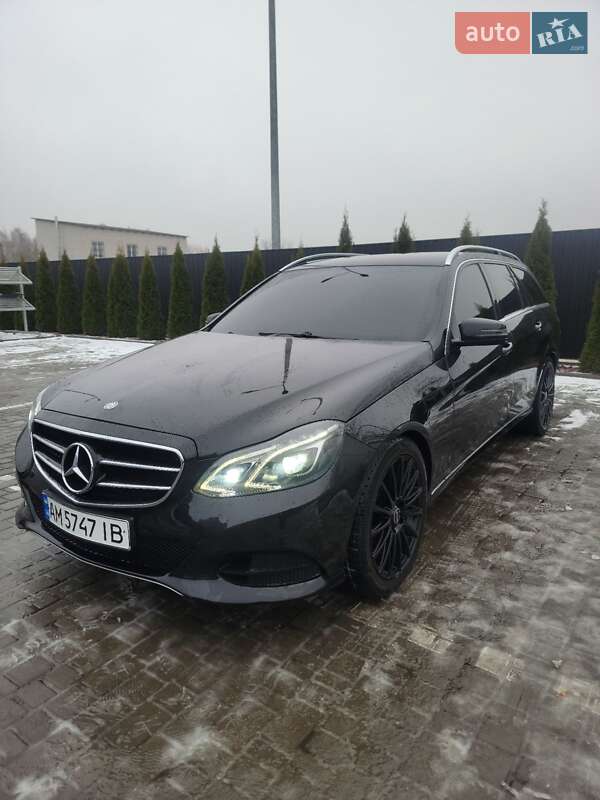 Універсал Mercedes-Benz E-Class 2014 в Звягелі