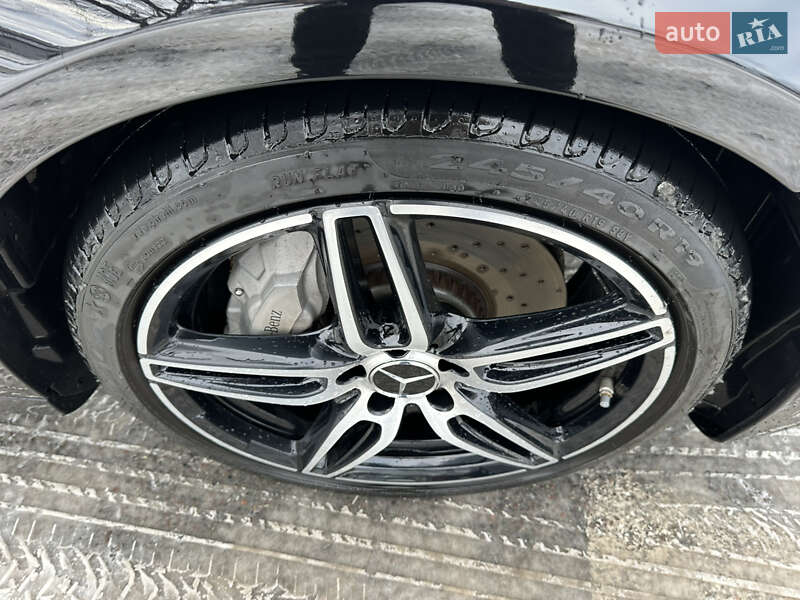 Седан Mercedes-Benz E-Class 2016 в Києві