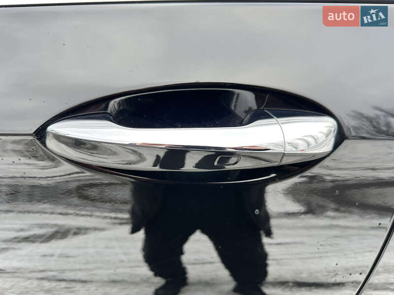 Седан Mercedes-Benz E-Class 2016 в Києві