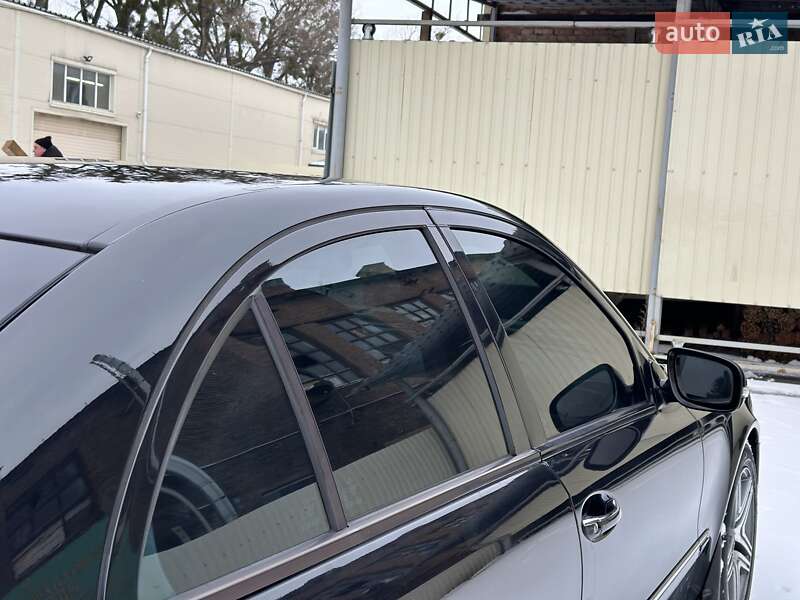 Седан Mercedes-Benz E-Class 2007 в Охтирці