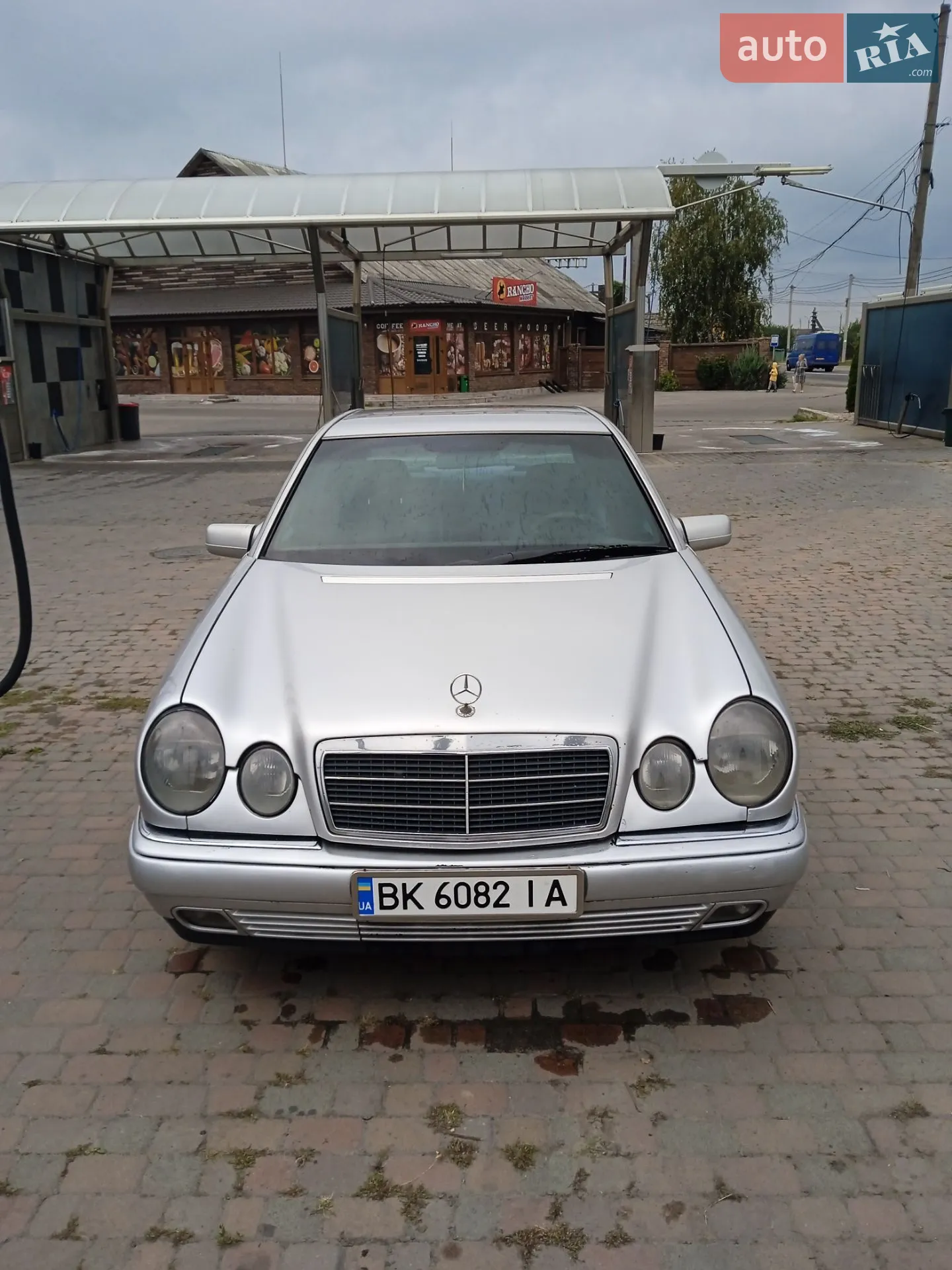 Mercedes-Benz E-Class 1998