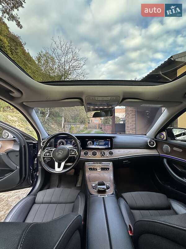 Седан Mercedes-Benz E-Class 2019 в Хусті