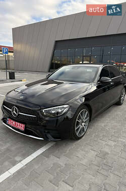 Седан Mercedes-Benz E-Class 2021 в Ужгороде
