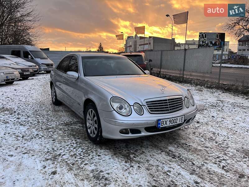 Mercedes-Benz E-Class 2002 Mercedes-Benz E-Class 2002