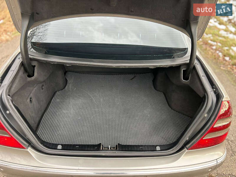 Седан Mercedes-Benz E-Class 2004 в Коломые фото 24 Седан Mercedes-Benz E-Class 2004 в Коломые