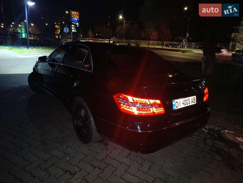 Седан Mercedes-Benz E-Class 2009 в Луцке