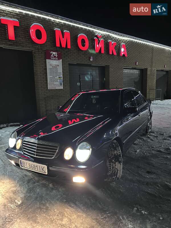 Седан Mercedes-Benz E-Class 2000 в Запоріжжі