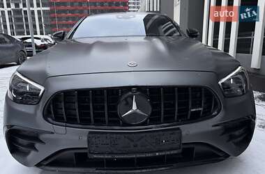 Седан Mercedes-Benz E-Class 2022 в Києві