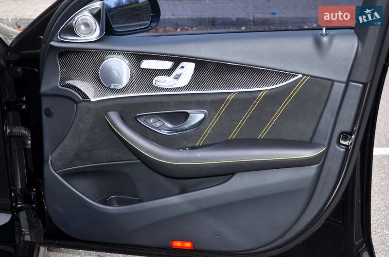 Седан Mercedes-Benz E-Class 2019 в Києві