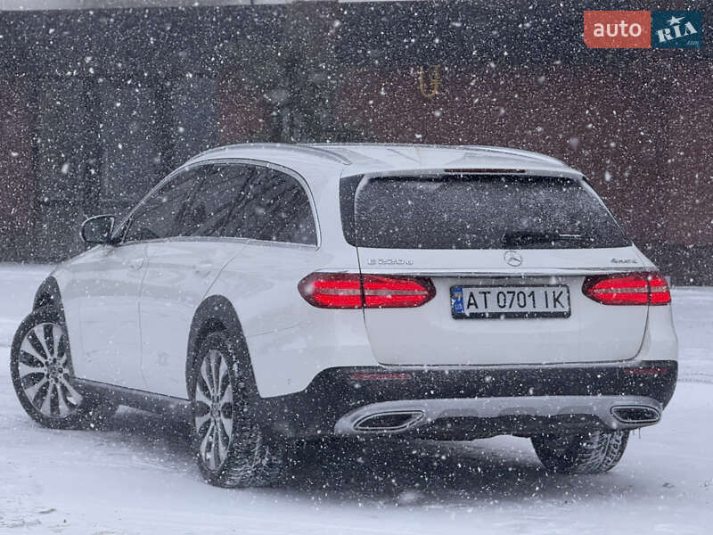 Універсал Mercedes-Benz E-Class 2017 в Івано-Франківську